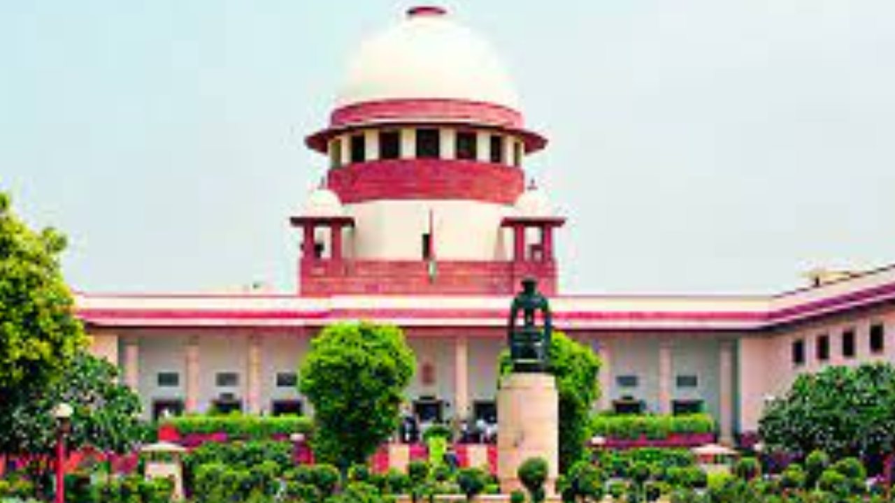 Supreme Court : మీడియావన్ ఛానల్ కేసులో కేంద్రానికి సుప్రీంకోర్టు షాక్ Supreme Court : మీడియావన్ ఛానల్ కేసులో కేంద్రానికి సుప్రీంకోర్టు షాక్