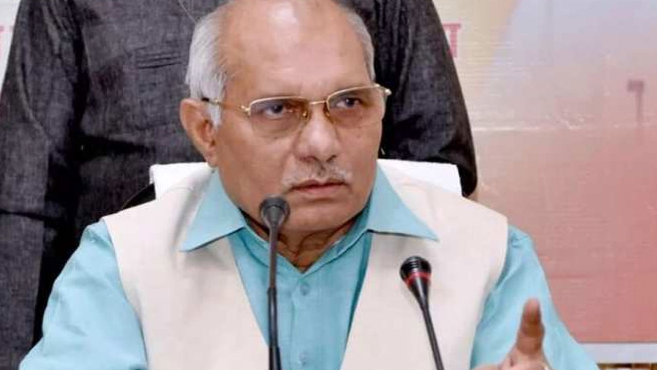 Prayagraj: అతీక్ అహ్మద్ హత్యను విపక్షాల ఖాతాలో వేస్తూ సంచలన వ్యాఖ్యలు చేసిన యూపీ మంత్రి Prayagraj: అతీక్ అహ్మద్ హత్యను విపక్షాల ఖాతాలో వేస్తూ సంచలన వ్యాఖ్యలు చేసిన యూపీ మంత్రి