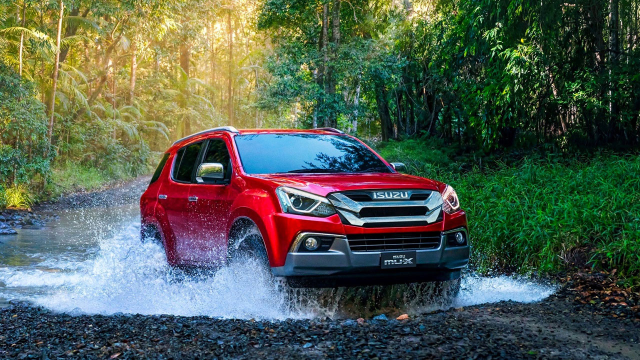 Isuzu: బీఎస్-6 సెకండ్ గ్రేడ్ ప్రమాణాల్లో అదరగొడుతున్న ఇసుజు.. కొత్త మోడల్స్ రిలీజ్ Isuzu: బీఎస్-6 సెకండ్ గ్రేడ్ ప్రమాణాల్లో అదరగొడుతున్న ఇసుజు.. కొత్త మోడల్స్ రిలీజ్