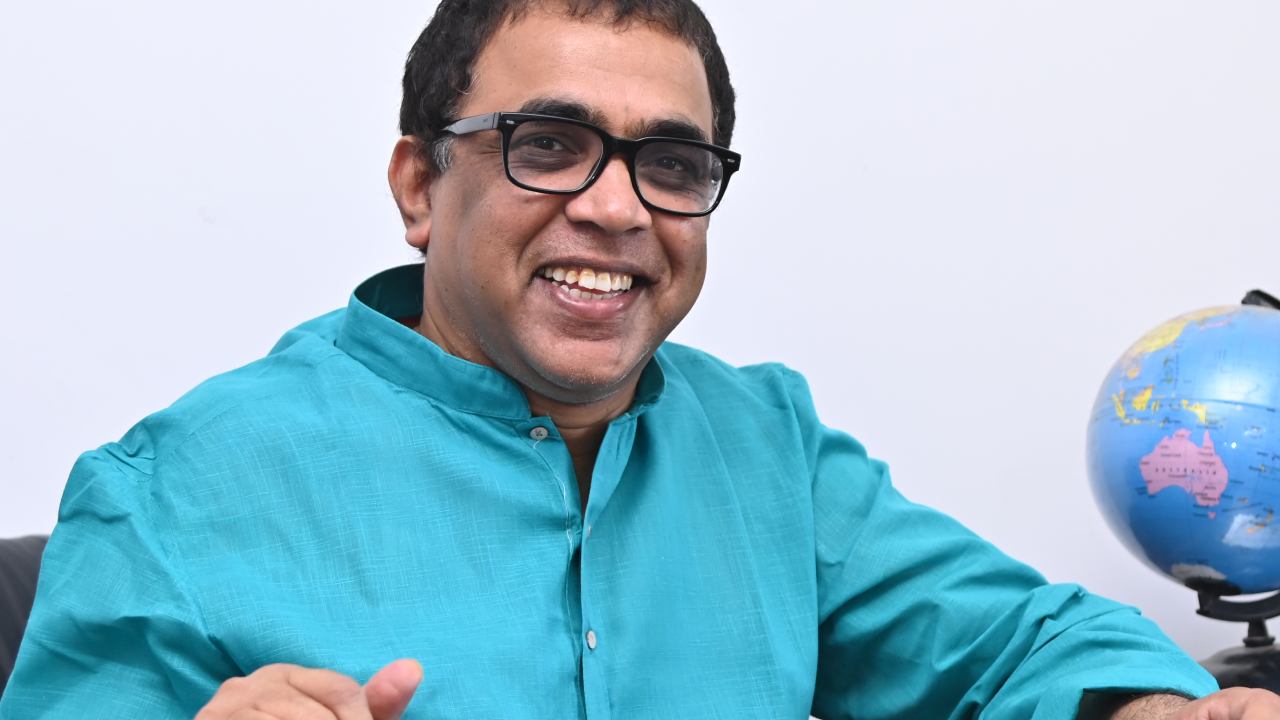 Bekkem Venugopal : సినిమాలు ఎక్కువయి ఓటీటీలో వేయమని అడుక్కునే స్థితిలో ఉన్నాం.. కథ కంటే కాంబినేషన్లనే ఎక్కువ నమ్ముకుంటున్నారు.. Bekkem Venugopal : సినిమాలు ఎక్కువయి ఓటీటీలో వేయమని అడుక్కునే స్థితిలో ఉన్నాం.. కథ కంటే కాంబినేషన్లనే ఎక్కువ నమ్ముకుంటున్నారు..