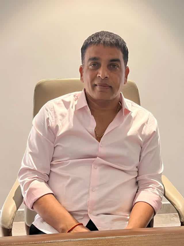 Shankar wants to make Game Changer with Pawan Kalyan but Dil Raju Suggest Ram Charan 