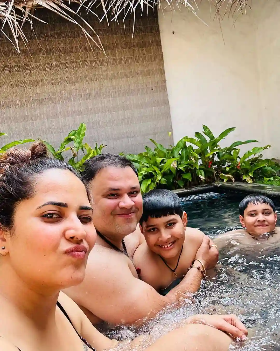 Anasuya Enjoying in Swimming Pool with Family 