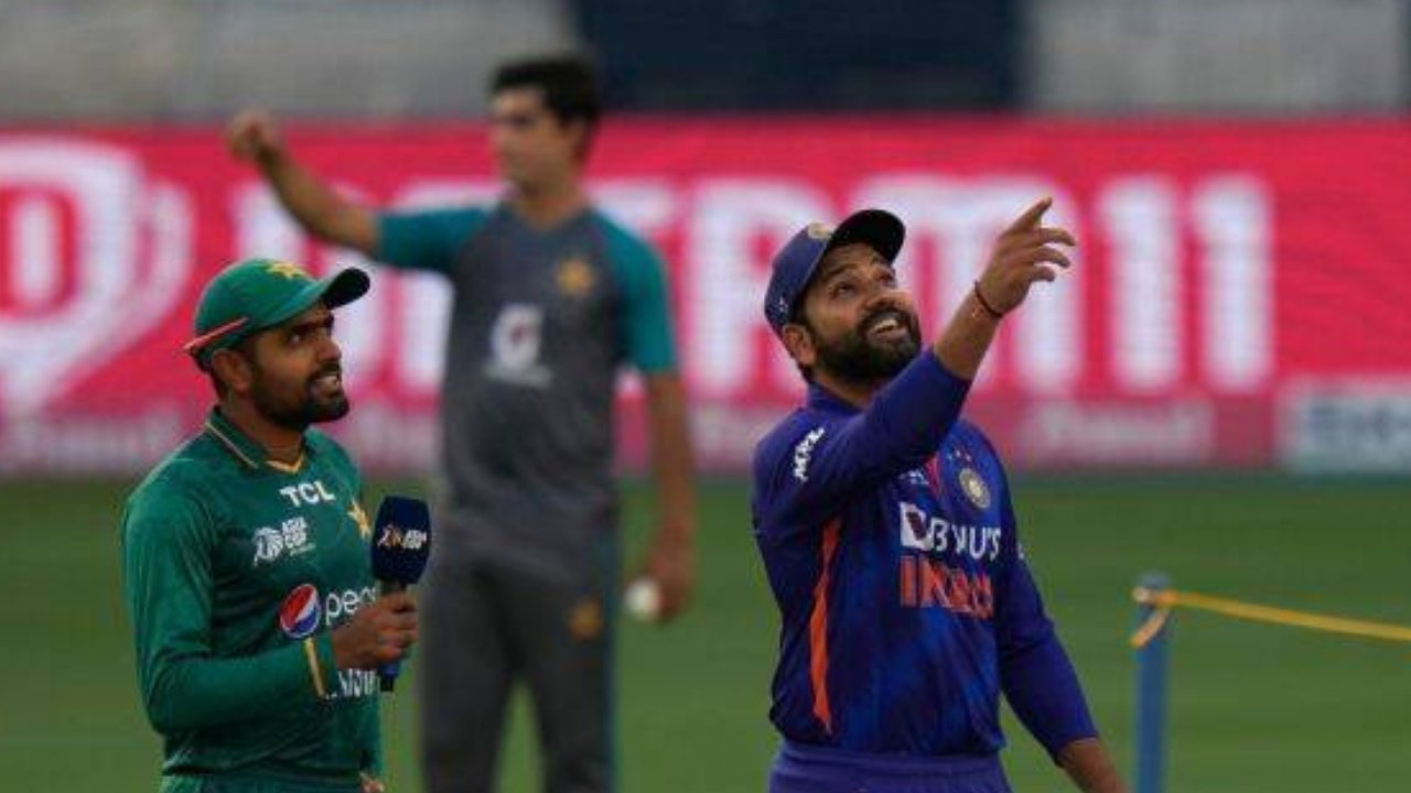 Asia Cup 2023: బీసీసీఐ దెబ్బకు పాకిస్థాన్ చేజారిన ఆసియా కప్ ఆతిథ్యం..! శ్రీలంకలో నిర్వహించే అవకాశం Asia Cup 2023: బీసీసీఐ దెబ్బకు పాకిస్థాన్ చేజారిన ఆసియా కప్ ఆతిథ్యం..! శ్రీలంకలో నిర్వహించే అవకాశం