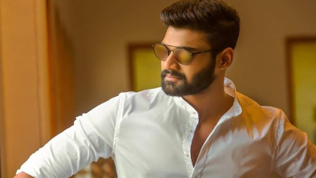 Bellamkonda Sreenivas viral comments on bollywood movies