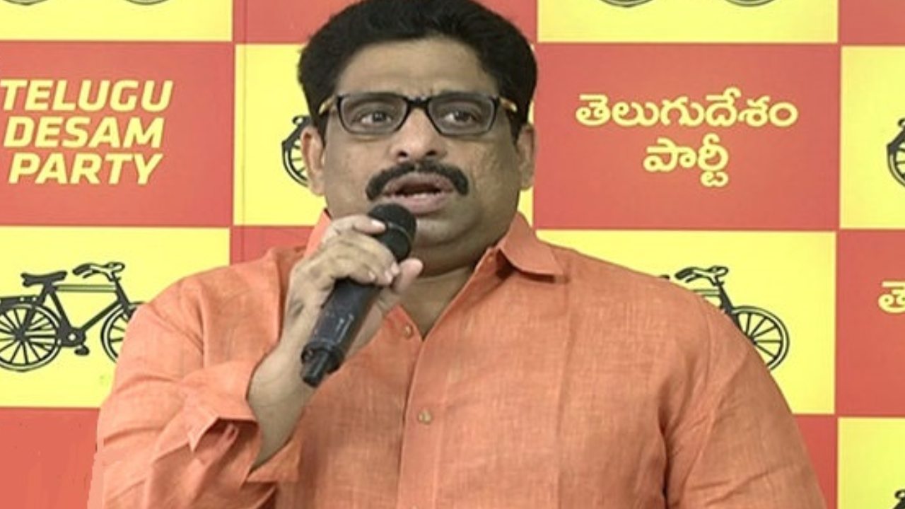 Buddha Venkanna : వివేకా హత్య కేసు నుంచి జగన్, అవినాష్ రెడ్డి బయటపడడం అసాధ్యం : బుద్దా వెంకన్న Buddha Venkanna : వివేకా హత్య కేసు నుంచి జగన్, అవినాష్ రెడ్డి బయటపడడం అసాధ్యం : బుద్దా వెంకన్న