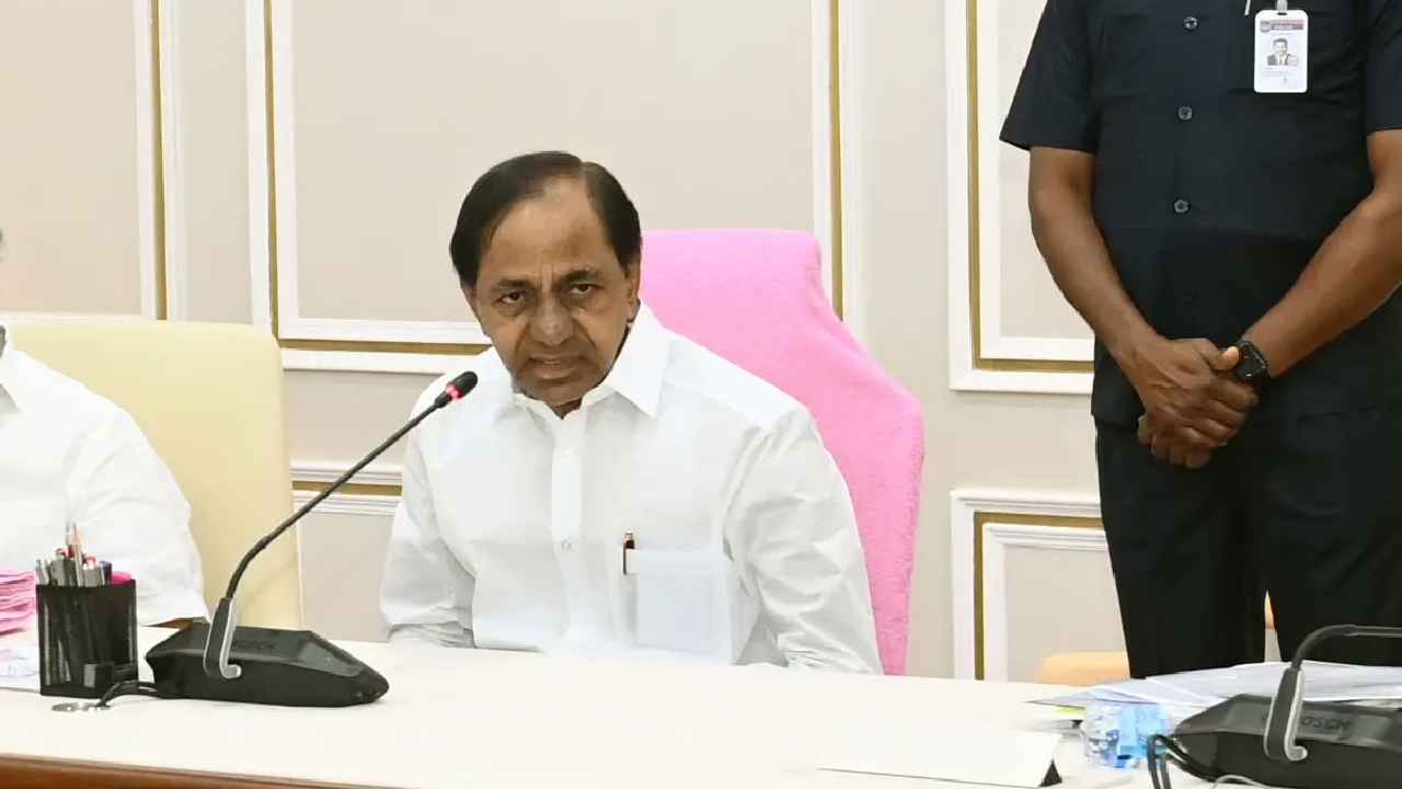 CM KCR : JPSలకు సీఎం కేసీఆర్ గుడ్న్యూస్.. పర్మినెంట్ చేసేందుకు గ్రీన్సిగ్నల్, విధివిధానాలకు ఆదేశం CM KCR : JPSలకు సీఎం కేసీఆర్ గుడ్న్యూస్.. పర్మినెంట్ చేసేందుకు గ్రీన్సిగ్నల్, విధివిధానాలకు ఆదేశం