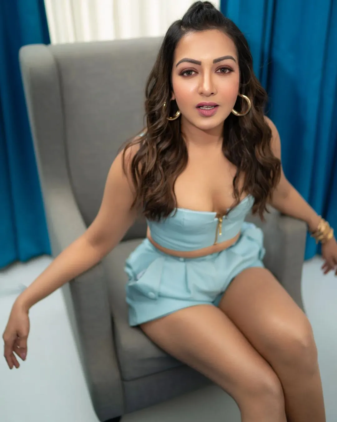 Catherine Tresa shares her latest photoshoot in short dress