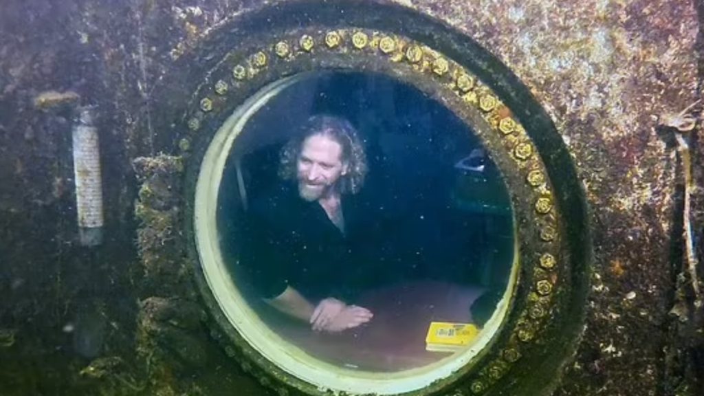 Florida scientist underwater_