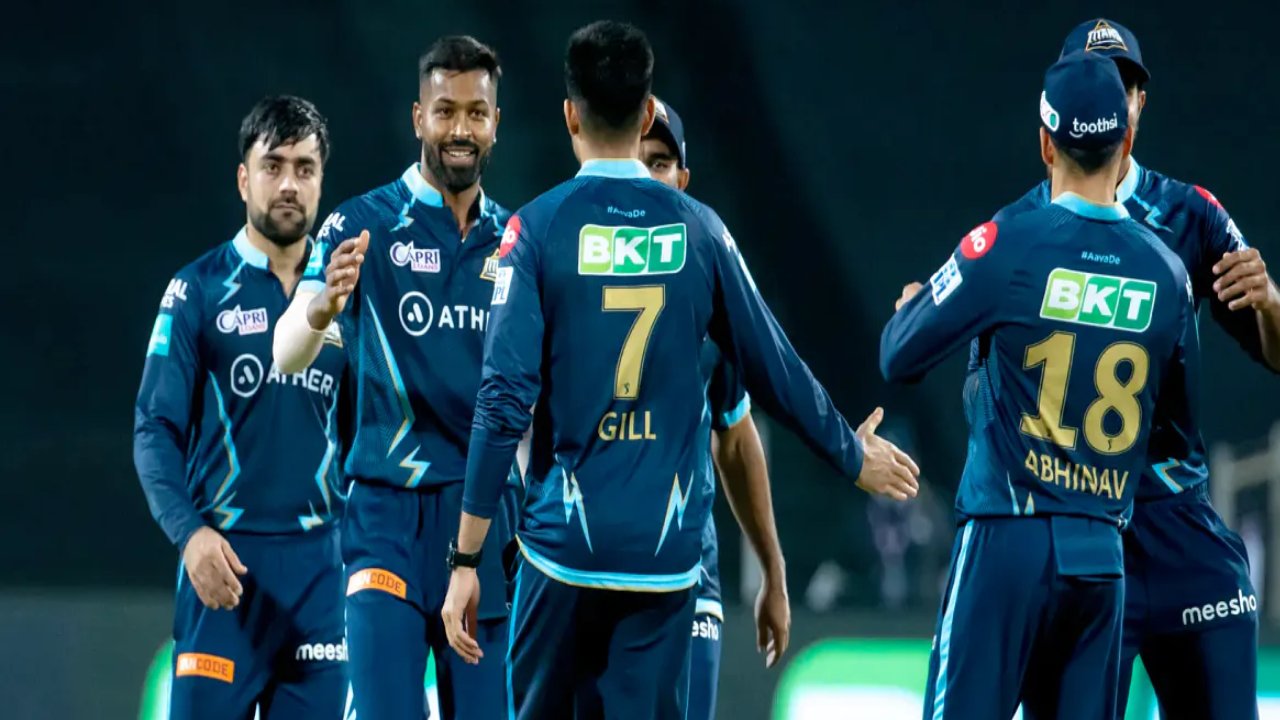 IPL2023: ముంబై చిత్తు.. ఫైనల్కు హార్ధిక్ సేన.. చెన్నైతో ఢీ కొట్టనున్న గుజరాత్ IPL2023: ముంబై చిత్తు.. ఫైనల్కు హార్ధిక్ సేన.. చెన్నైతో ఢీ కొట్టనున్న గుజరాత్