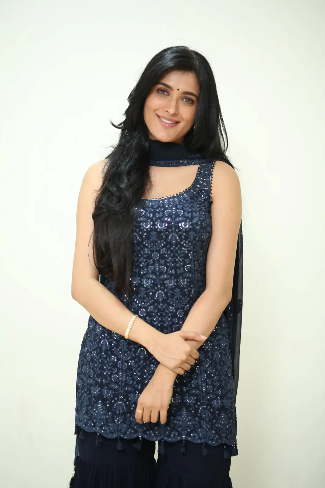 Geethika Tiwary poses at Ahimsa Movie Press meet 