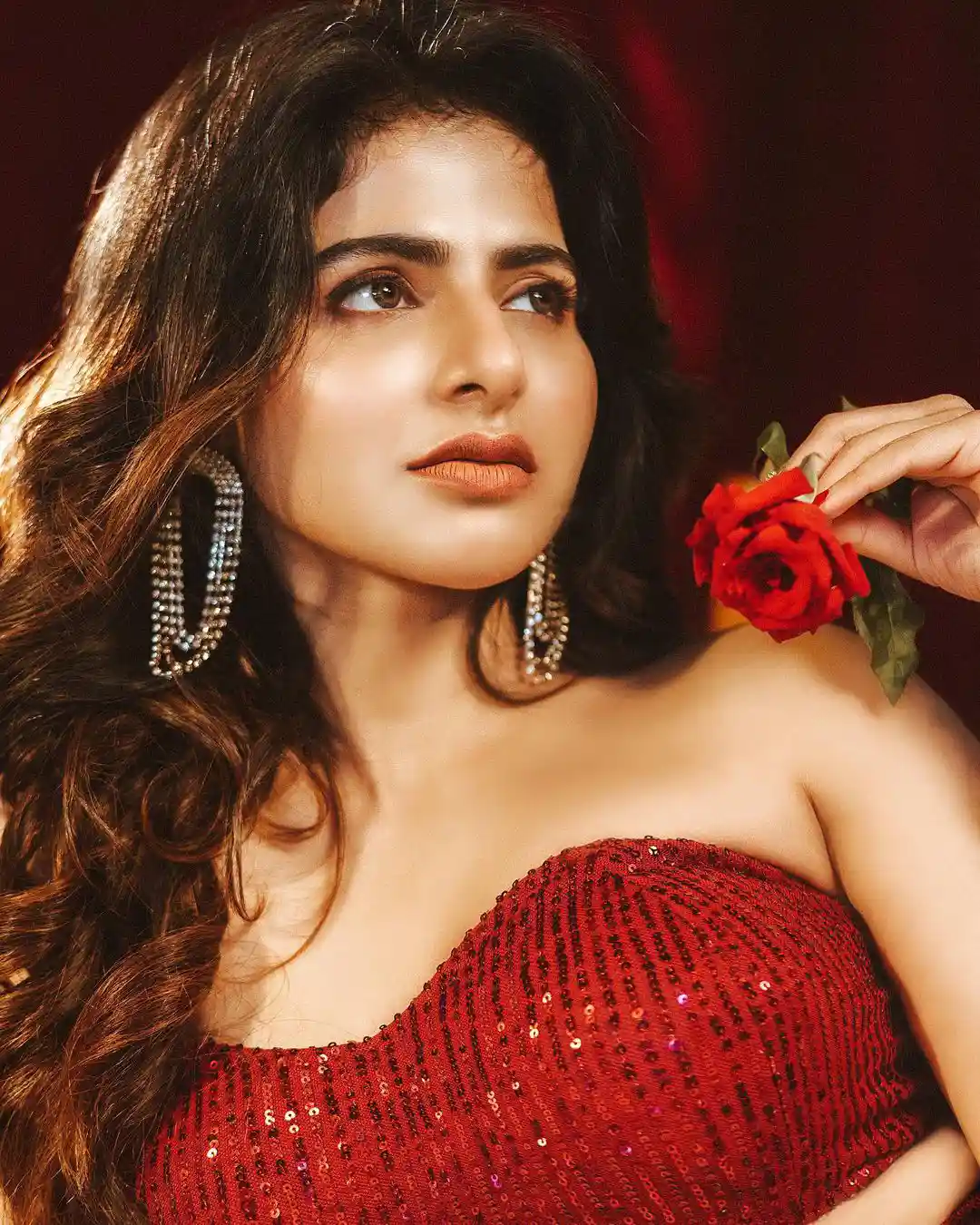 Iswarya Menon sizzling Photo Shoot in Red Dress