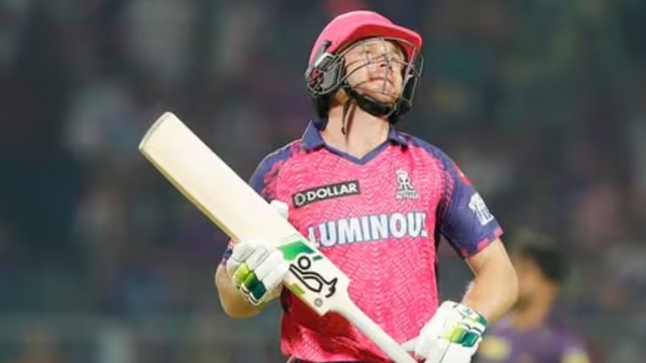 Jos Buttler : ఆర్ఆర్ బ్యాటర్ జోస్ బట్లర్ కు జరిమానా.. మ్యాచ్ ఫీజులో కోత Jos Buttler : ఆర్ఆర్ బ్యాటర్ జోస్ బట్లర్ కు జరిమానా.. మ్యాచ్ ఫీజులో కోత