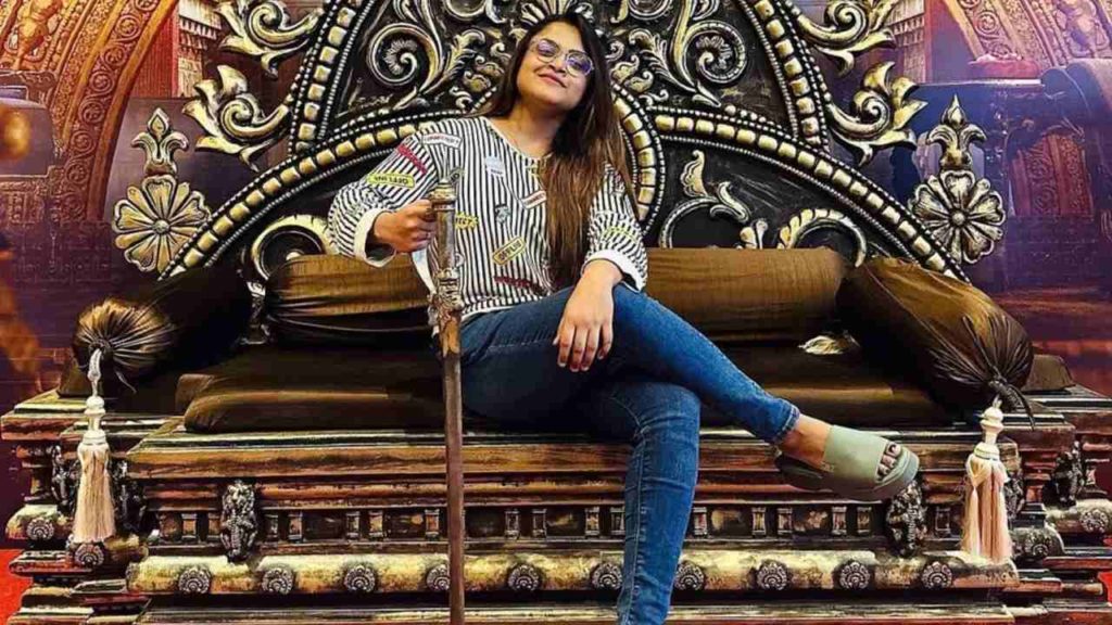 Kannada Singer Rakshita Suresh Injured In Car Accident