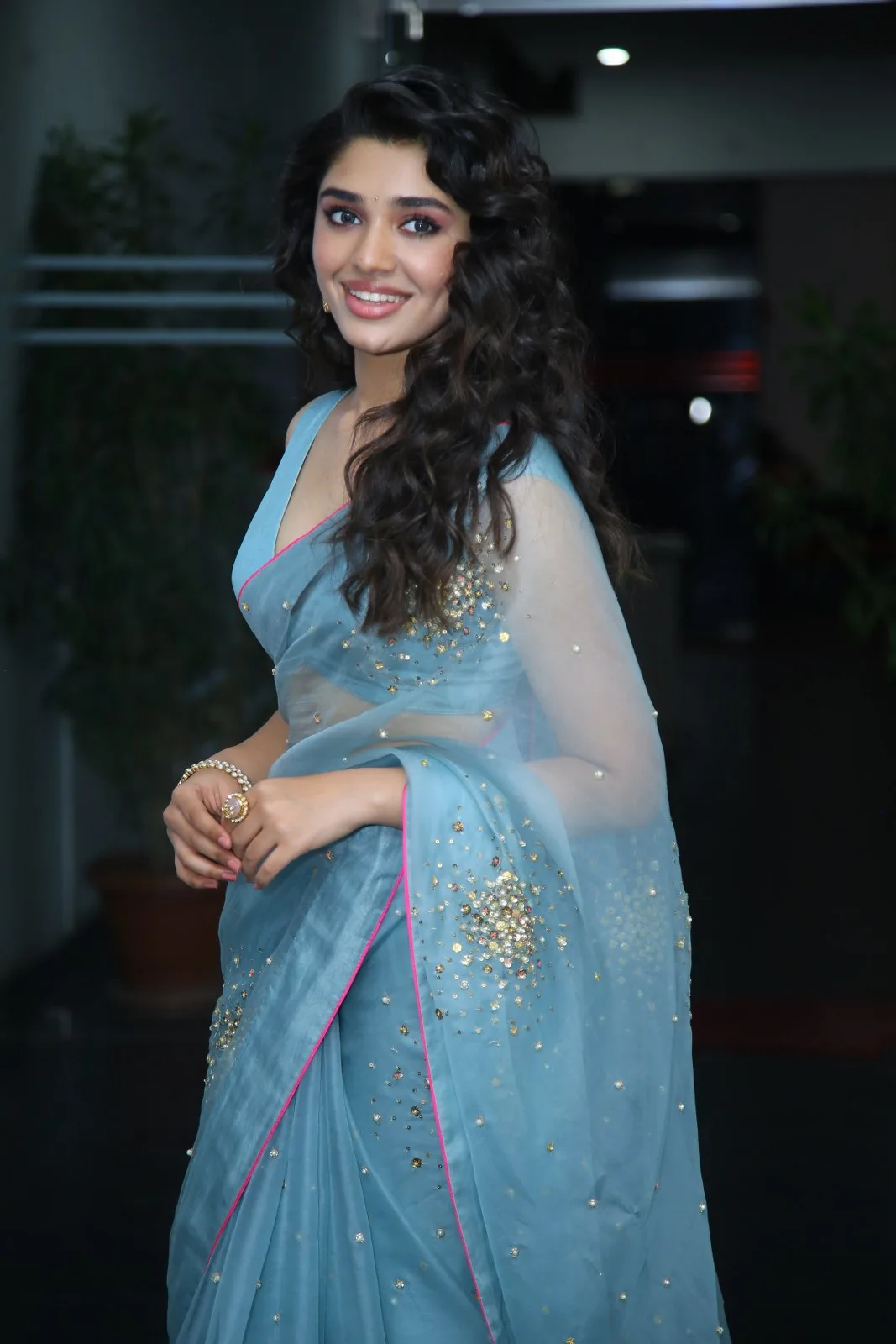 Krithi Shetty mesmerizing looks in saree at custody press meet