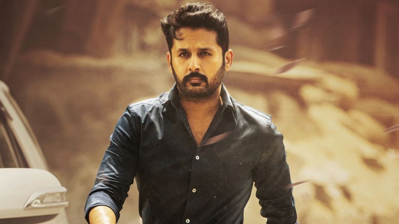 Nithiin: మరో మలయాళ నటుడిని తీసుకొస్తున్న నితిన్.. ఎవరంటే..? Nithiin: మరో మలయాళ నటుడిని తీసుకొస్తున్న నితిన్.. ఎవరంటే..?
