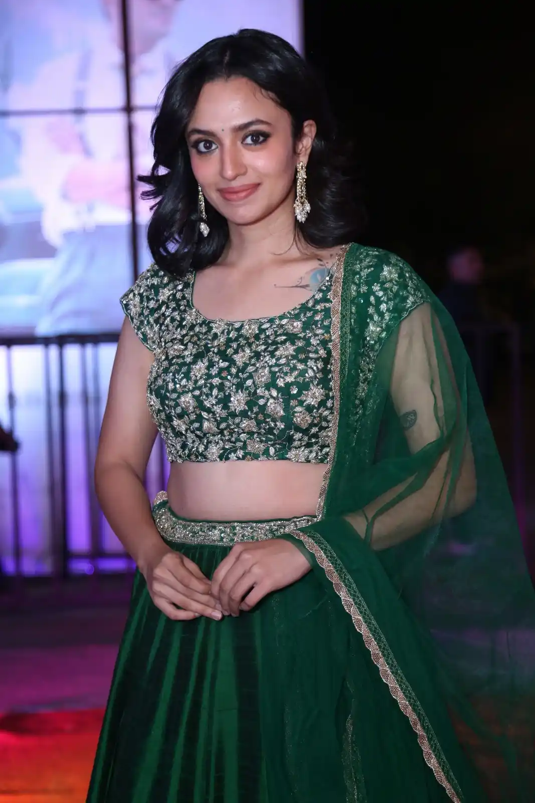 Malvika Nair shines in Anni Manchi Shakunamule Pre Release Event
