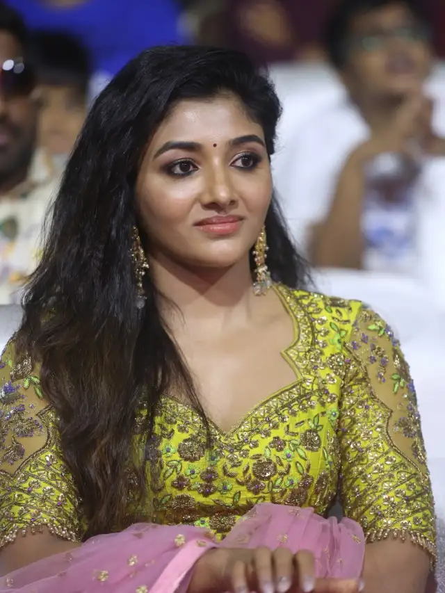 Mirnaa shines in Ugram Movie Pre Release Event