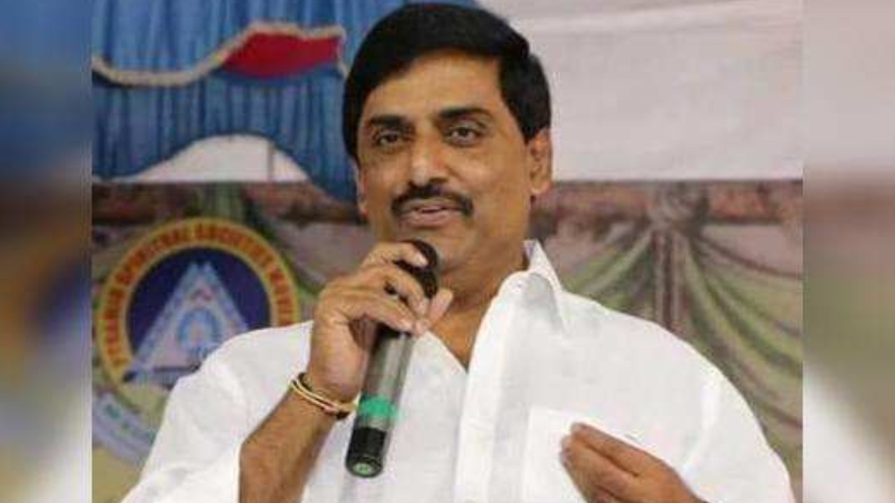 Nallari Kishore Kumar Reddy : మంత్రి పెద్దిరెడ్డి రామచంద్రారెడ్డిని తక్షణమే బర్తరఫ్ చేయాలి : నల్లారి కిశోర్ కుమార్ రెడ్డి Nallari Kishore Kumar Reddy : మంత్రి పెద్దిరెడ్డి రామచంద్రారెడ్డిని తక్షణమే బర్తరఫ్ చేయాలి : నల్లారి కిశోర్ కుమార్ రెడ్డి