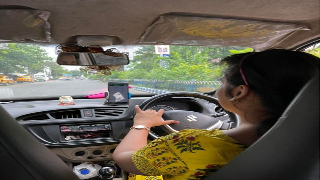 Female Uber driver story : బీటెక్ గ్రాడ్యుయేట్ ఉబెర్ డ్రైవర్గా ఎందుకు మారింది? Female Uber driver story : బీటెక్ గ్రాడ్యుయేట్ ఉబెర్ డ్రైవర్గా ఎందుకు మారింది?