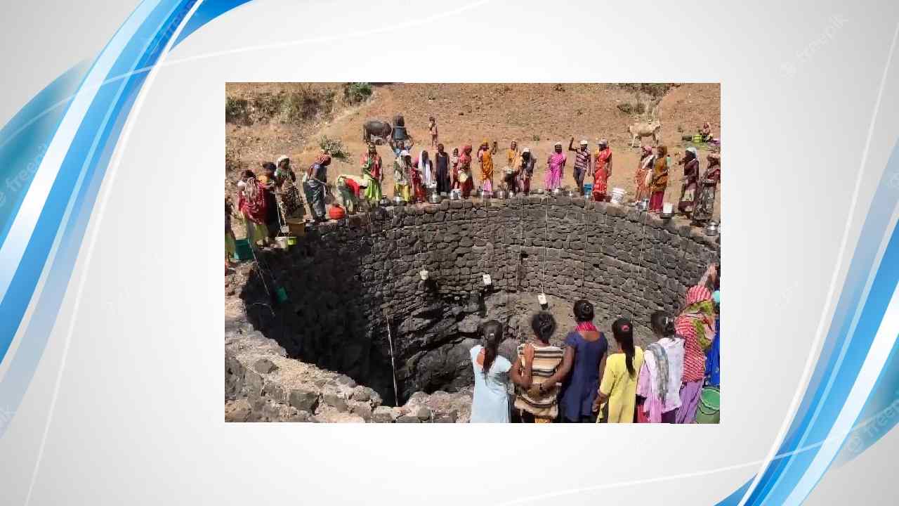 Viral Video: నీటి సంక్షోభం… బిందెలతో బావి చుట్టూ మహిళలు Viral Video: నీటి సంక్షోభం… బిందెలతో బావి చుట్టూ మహిళలు