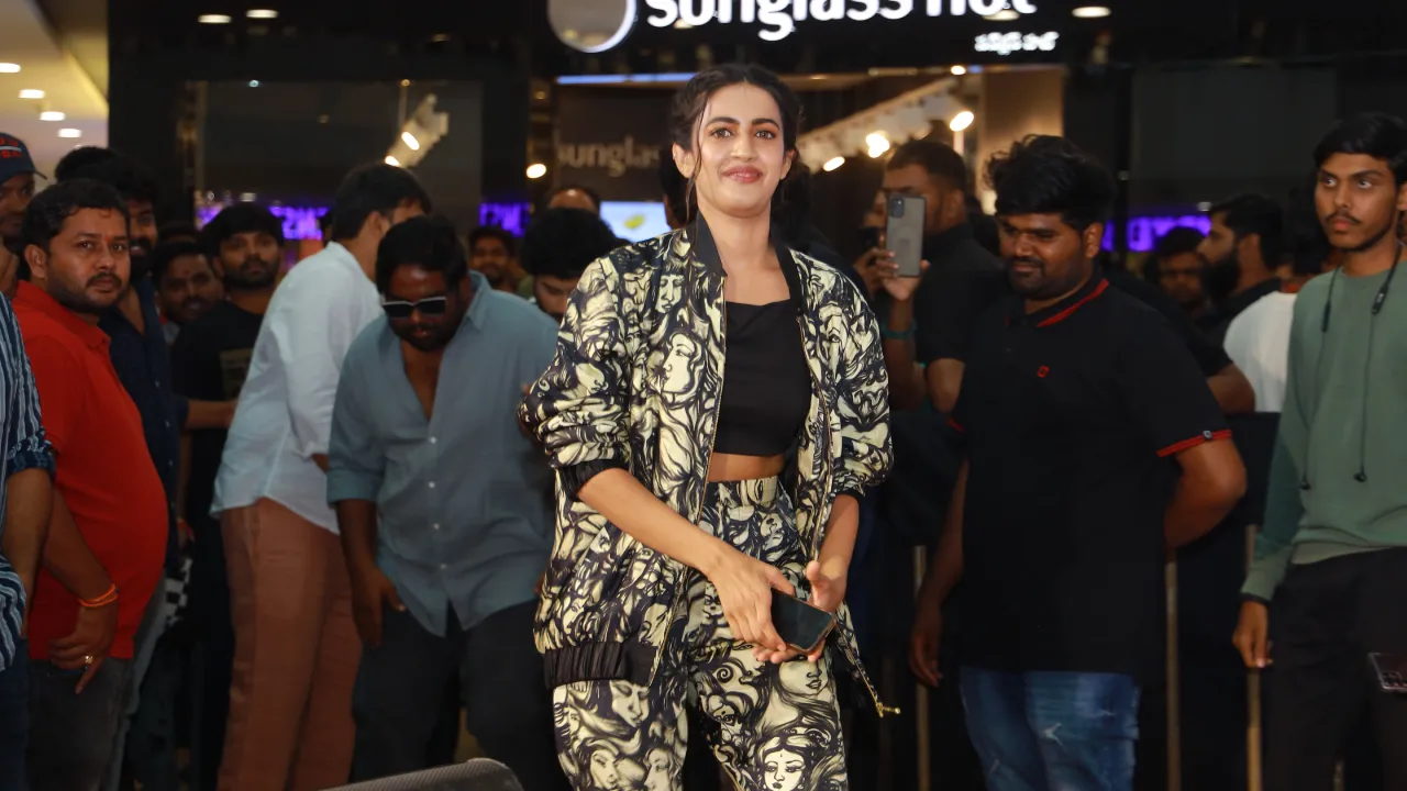 Niharika Konidela Dead Pixels teaser release event gallery