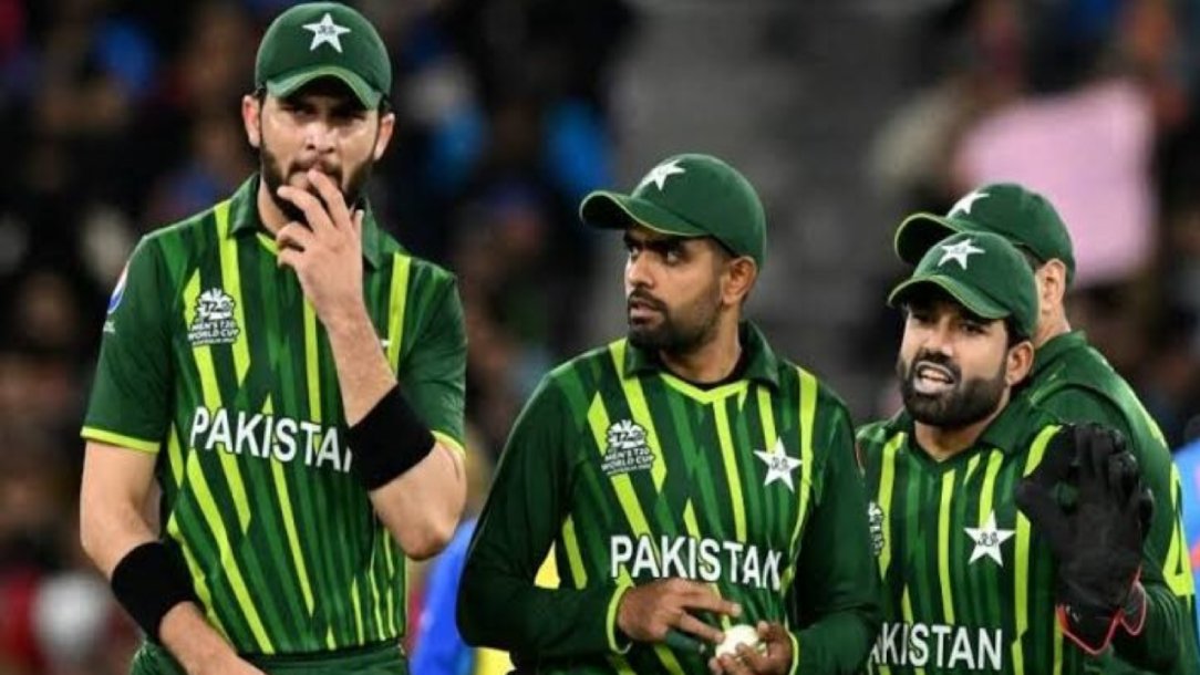 ICC Rankings: వన్డేల్లో నెంబర్ వన్ ర్యాంకు.. పాకిస్థాన్ ది రెండు రోజుల మురిపమే.. భారత్ మళ్లీ ICC Rankings: వన్డేల్లో నెంబర్ వన్ ర్యాంకు.. పాకిస్థాన్ ది రెండు రోజుల మురిపమే.. భారత్ మళ్లీ