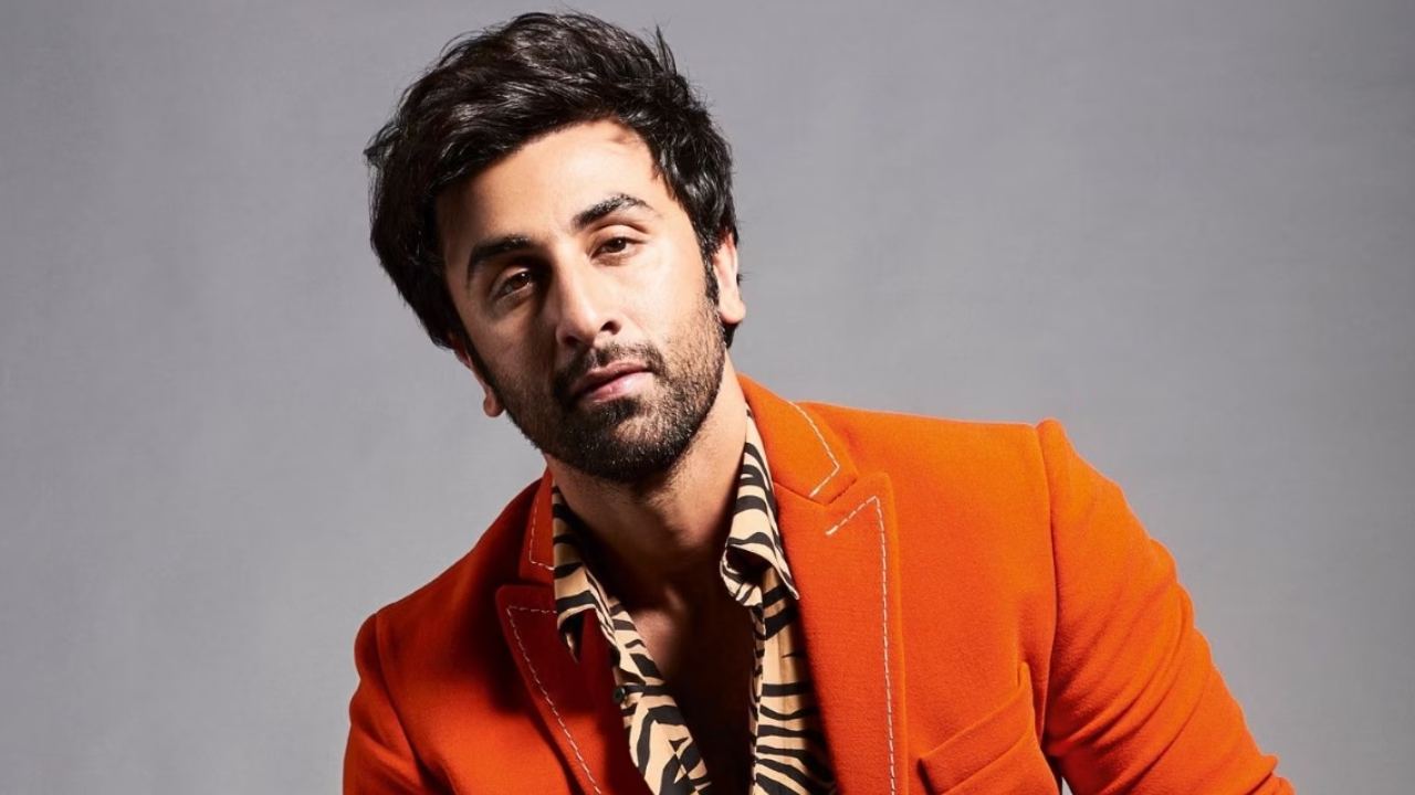 Ranbir Kapoor: బాలీవుడ్ పరిశ్రమపై రణ్బీర్ కపూర్ హాట్ కామెంట్స్.. అయోమయంతో ఆగం! Ranbir Kapoor: బాలీవుడ్ పరిశ్రమపై రణ్బీర్ కపూర్ హాట్ కామెంట్స్.. అయోమయంతో ఆగం!