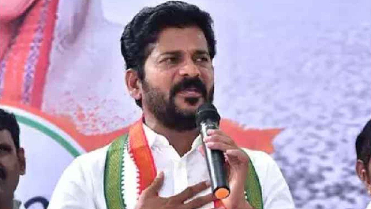 Revanth Reddy : ఔటర్ రింగ్ రోడ్డు అంశంపై కేటీఆర్ మౌనం వెనక మర్మమేమిటి? : రేవంత్ రెడ్డి Revanth Reddy : ఔటర్ రింగ్ రోడ్డు అంశంపై కేటీఆర్ మౌనం వెనక మర్మమేమిటి? : రేవంత్ రెడ్డి