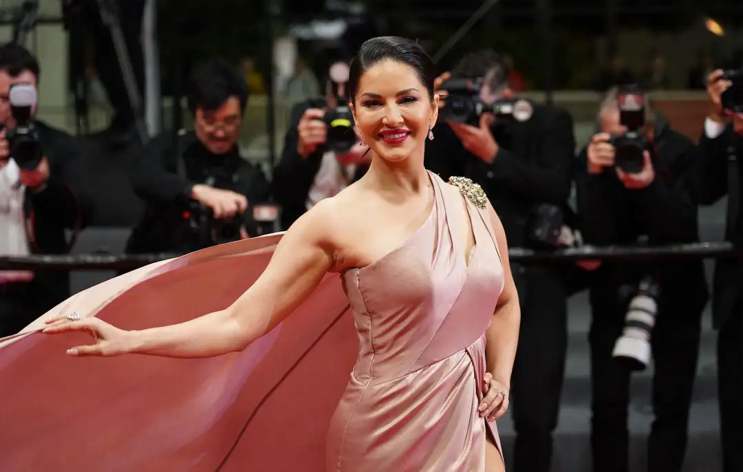 Sunny Leone walked the Cannes red carpet