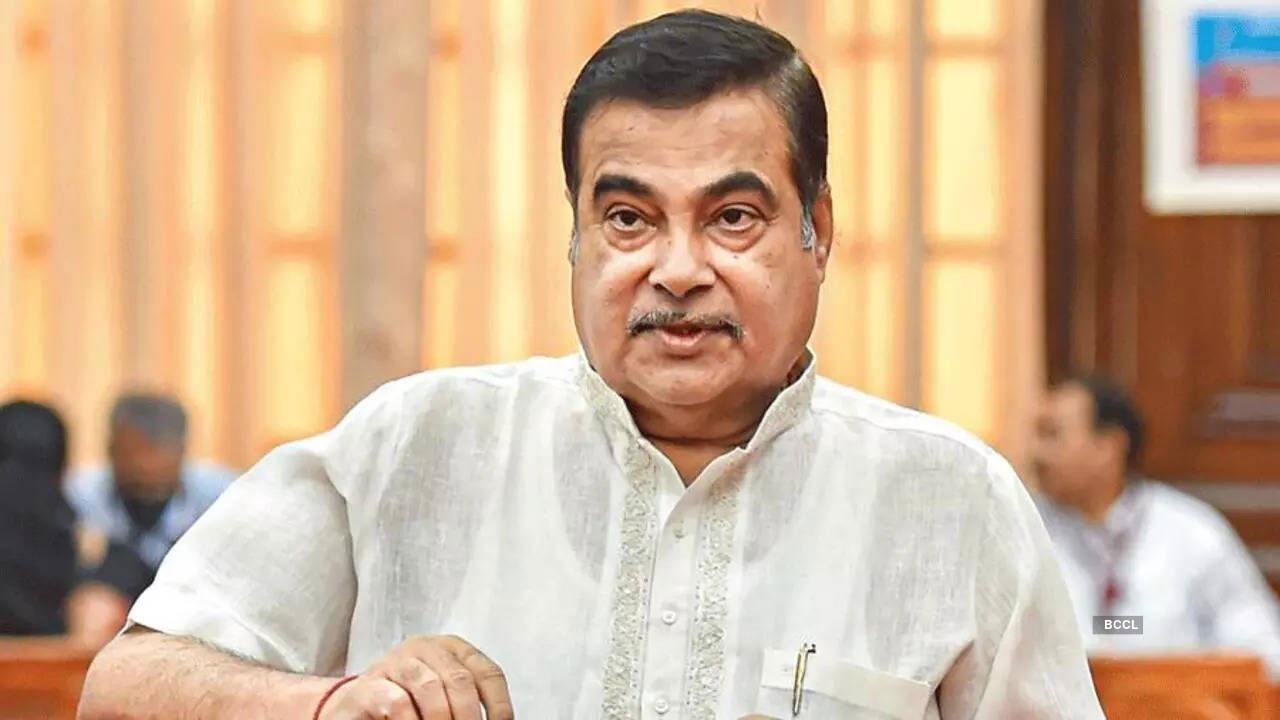 Nitin Gadkari: కేంద్రమంత్రి నితిన్ గడ్కరీకి రెండోసారి బెదిరింపు కాల్ Nitin Gadkari: కేంద్రమంత్రి నితిన్ గడ్కరీకి రెండోసారి బెదిరింపు కాల్