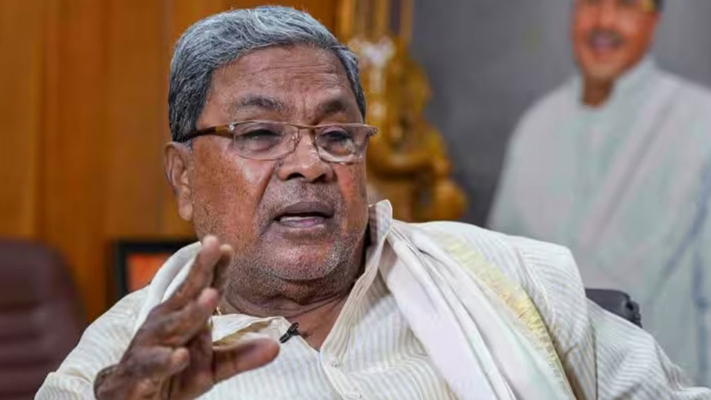 No traffic protocol and garlands for me announce Karnataka CM Siddaramaiah