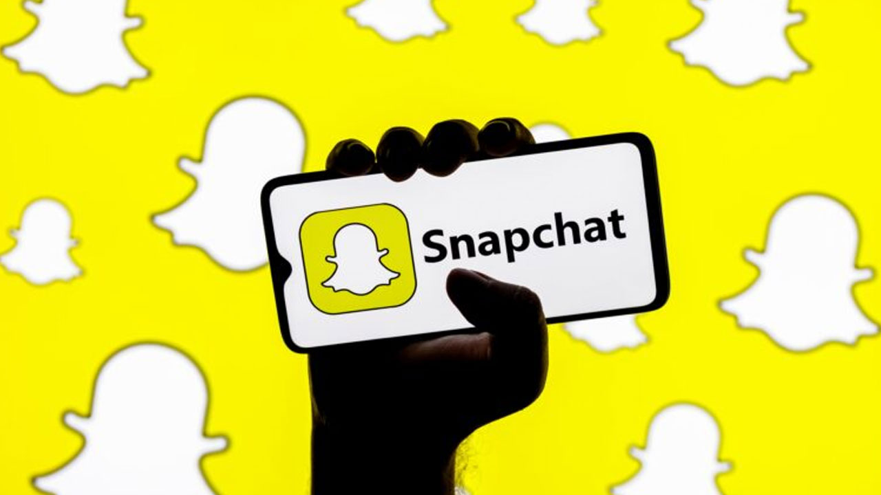 Snapchat: ఇండియాలో 20 కోట్లకు చేరుకున్న నెలవారీ స్నాప్చాట్ యూజర్లు Snapchat: ఇండియాలో 20 కోట్లకు చేరుకున్న నెలవారీ స్నాప్చాట్ యూజర్లు