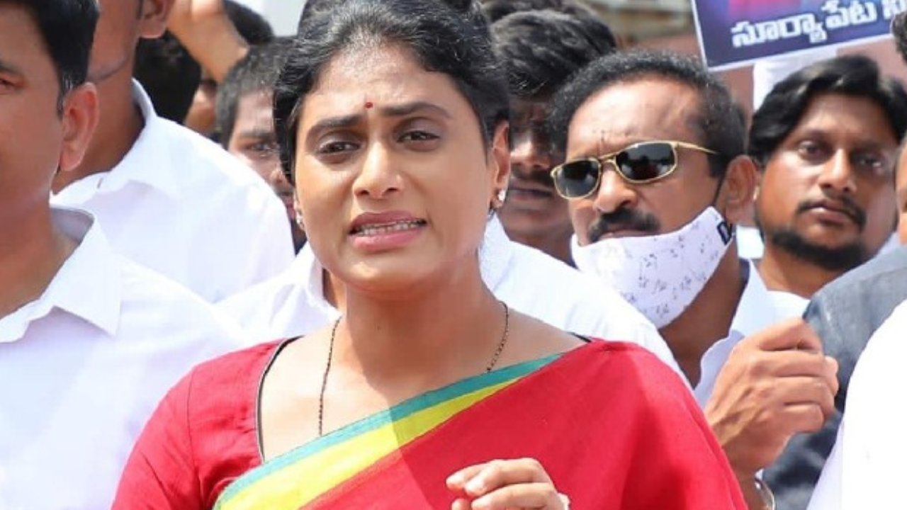 YS Sharmila: నాకు ఏ పార్టీతోనూ పొత్తు అవసరం లేదు.. తెలంగాణలో షర్మిల అంటే తెలియని వాళ్లు లేరు.. 44 సీట్లలో గెలుస్తున్నాం.. YS Sharmila: నాకు ఏ పార్టీతోనూ పొత్తు అవసరం లేదు.. తెలంగాణలో షర్మిల అంటే తెలియని వాళ్లు లేరు.. 44 సీట్లలో గెలుస్తున్నాం..