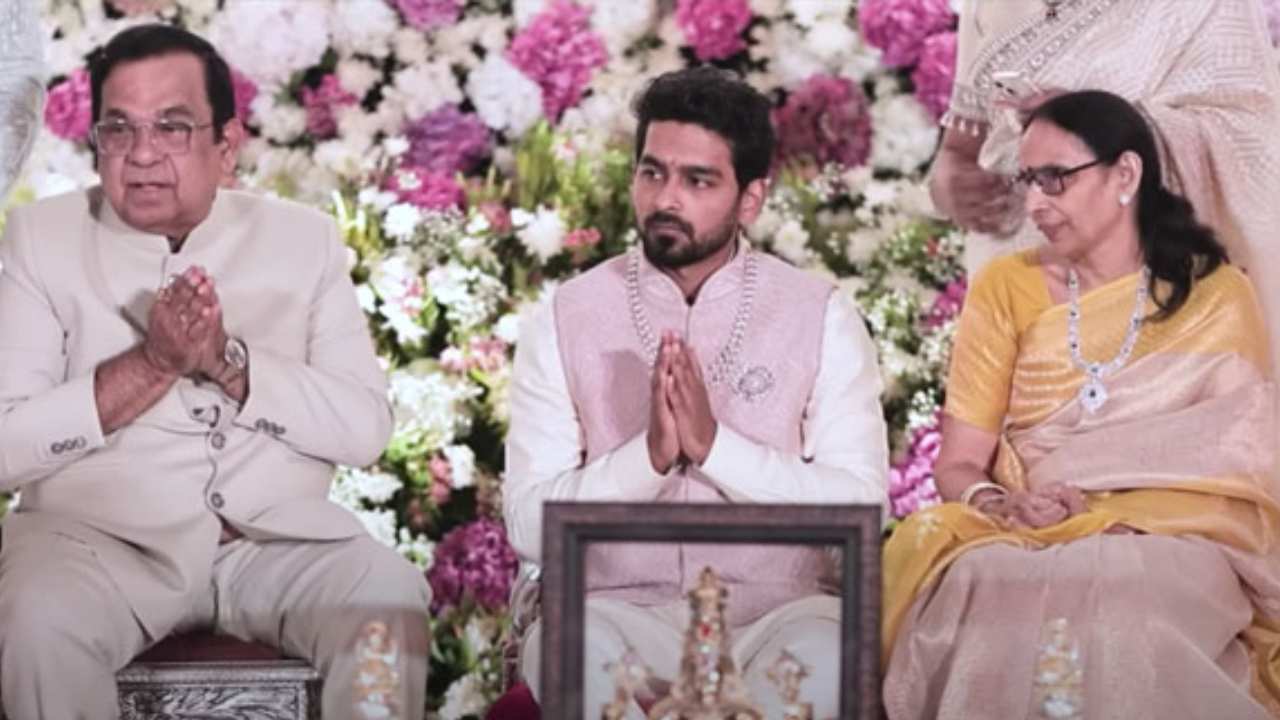 Brahmanandam : బ్రహ్మానందం రెండో తనయుడి నిశ్చితార్థం.. హాజరైన సినీ ప్రముఖులు.. Brahmanandam : బ్రహ్మానందం రెండో తనయుడి నిశ్చితార్థం.. హాజరైన సినీ ప్రముఖులు..
