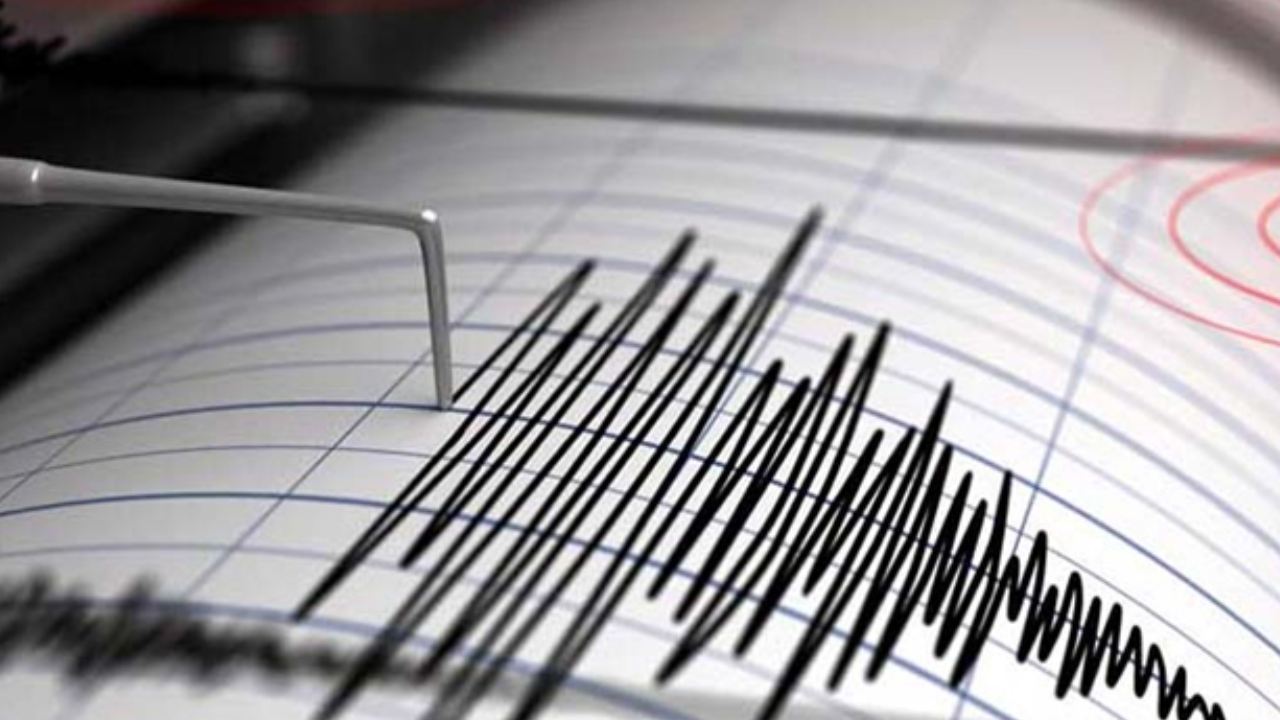 New Caledonia Earthquake : ఫ్రాన్స్ న్యూ కలెడోనియాలో భారీ భూకంపం.. సునామీ హెచ్చరికలు జారీ New Caledonia Earthquake : ఫ్రాన్స్ న్యూ కలెడోనియాలో భారీ భూకంపం.. సునామీ హెచ్చరికలు జారీ