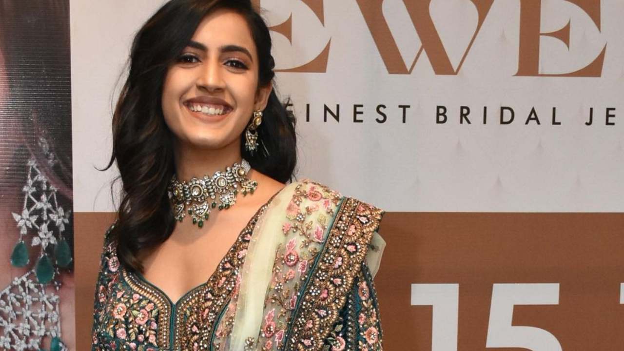 Niharika Konidela : పుష్ప 2లో నిహారిక ఉందా? రామ్ చరణ్ పై ఆ రూమర్ నిజమేనా?.. క్లారిటీ ఇచ్చిన నిహారిక.. Niharika Konidela : పుష్ప 2లో నిహారిక ఉందా? రామ్ చరణ్ పై ఆ రూమర్ నిజమేనా?.. క్లారిటీ ఇచ్చిన నిహారిక..