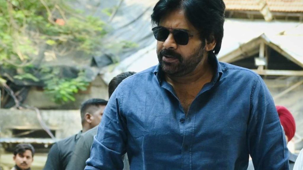 Pawan Kalyan takes a political gap from movie shoots