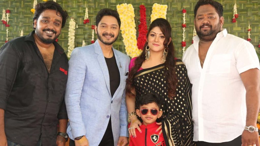 allu arjun bollywood dubbing Shreyas Tapade entry in tollywood as hero