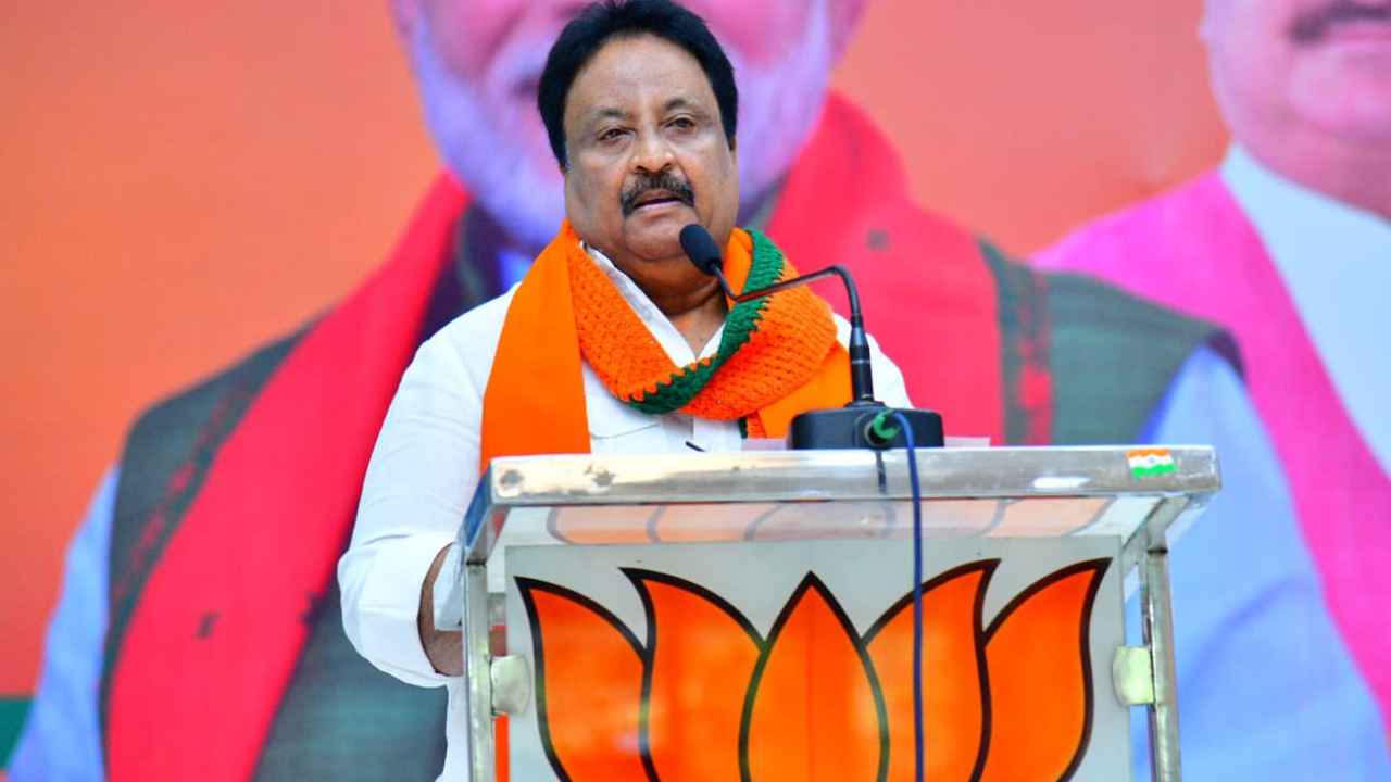 Telangana BJP : ముగిసిన బీజేపీ సీనియర్ల సమావేశం.. నేతల కీలక నిర్ణయం Telangana BJP : ముగిసిన బీజేపీ సీనియర్ల సమావేశం.. నేతల కీలక నిర్ణయం