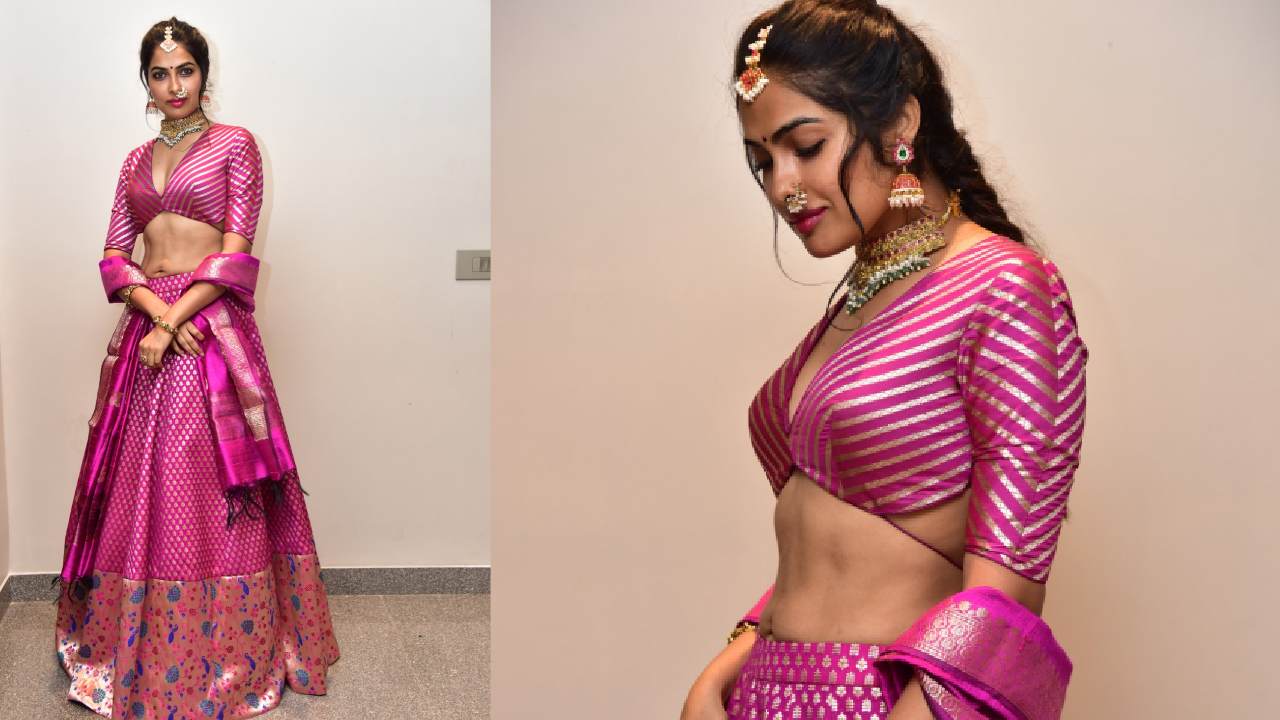 Divi Vadthya : పరికిణిలో దివి వద్త్య వలపు హొయలు..