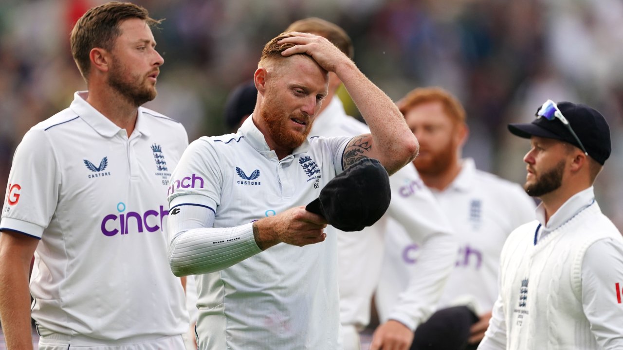 Ashes 2023 : గెలిచినా, ఓడినా ఐసీసీ షాక్లు తప్పడం లేదుగా.. ఆస్ట్రేలియా, ఇంగ్లాండ్ జట్లకు భారీ జరిమానా Ashes 2023 : గెలిచినా, ఓడినా ఐసీసీ షాక్లు తప్పడం లేదుగా.. ఆస్ట్రేలియా, ఇంగ్లాండ్ జట్లకు భారీ జరిమానా