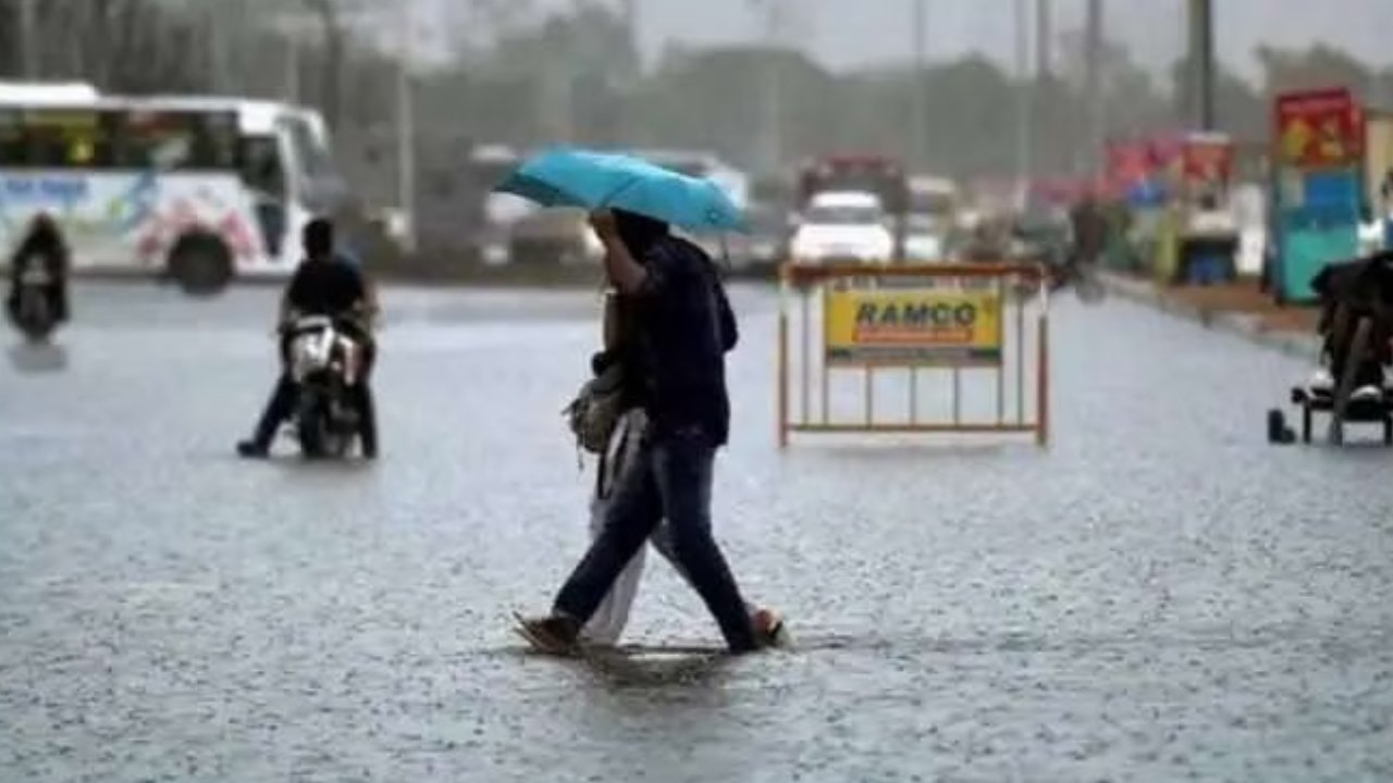 Telangana Rains : రానున్న వారం రోజులపాటు తెలంగాణలో భారీ వర్షాలు Telangana Rains : రానున్న వారం రోజులపాటు తెలంగాణలో భారీ వర్షాలు