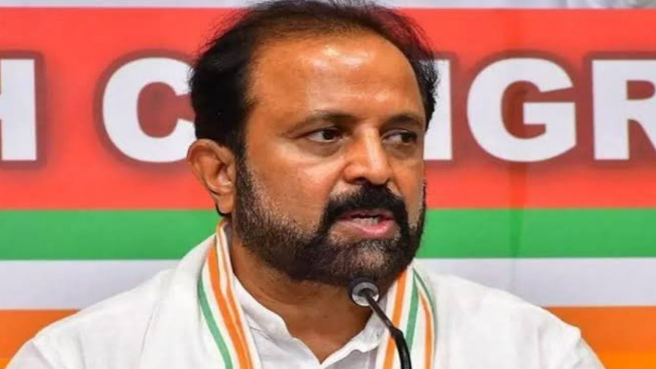 భువనగిరి నుంచి పోటీ చేయాలని నన్ను రాజగోపాల్ రెడ్డి కోరారు: మధుయాష్కీ గౌడ్ కీలక వ్యాఖ్యలు భువనగిరి నుంచి పోటీ చేయాలని నన్ను రాజగోపాల్ రెడ్డి కోరారు: మధుయాష్కీ గౌడ్ కీలక వ్యాఖ్యలు