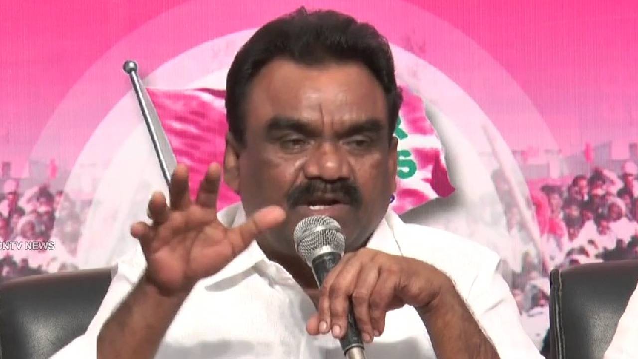 Mandula Samuel: సూర్యాపేట జిల్లాలో బీఆర్ఎస్ పార్టీకి షాక్.. కీలక నేత రాజీనామా.. ఎందుకంటే? Mandula Samuel: సూర్యాపేట జిల్లాలో బీఆర్ఎస్ పార్టీకి షాక్.. కీలక నేత రాజీనామా.. ఎందుకంటే?