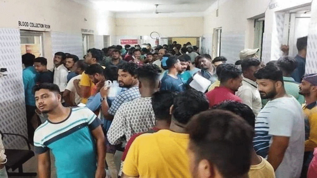 People Queue Up To Donate Blood