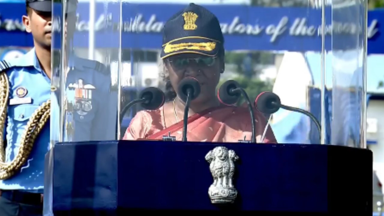 President Draupadi Murmu: సవాళ్ళను ఎదుర్కొనేందుకు నూతన సాంకేతికతను అందిపుచ్చుకోవాలి President Draupadi Murmu: సవాళ్ళను ఎదుర్కొనేందుకు నూతన సాంకేతికతను అందిపుచ్చుకోవాలి