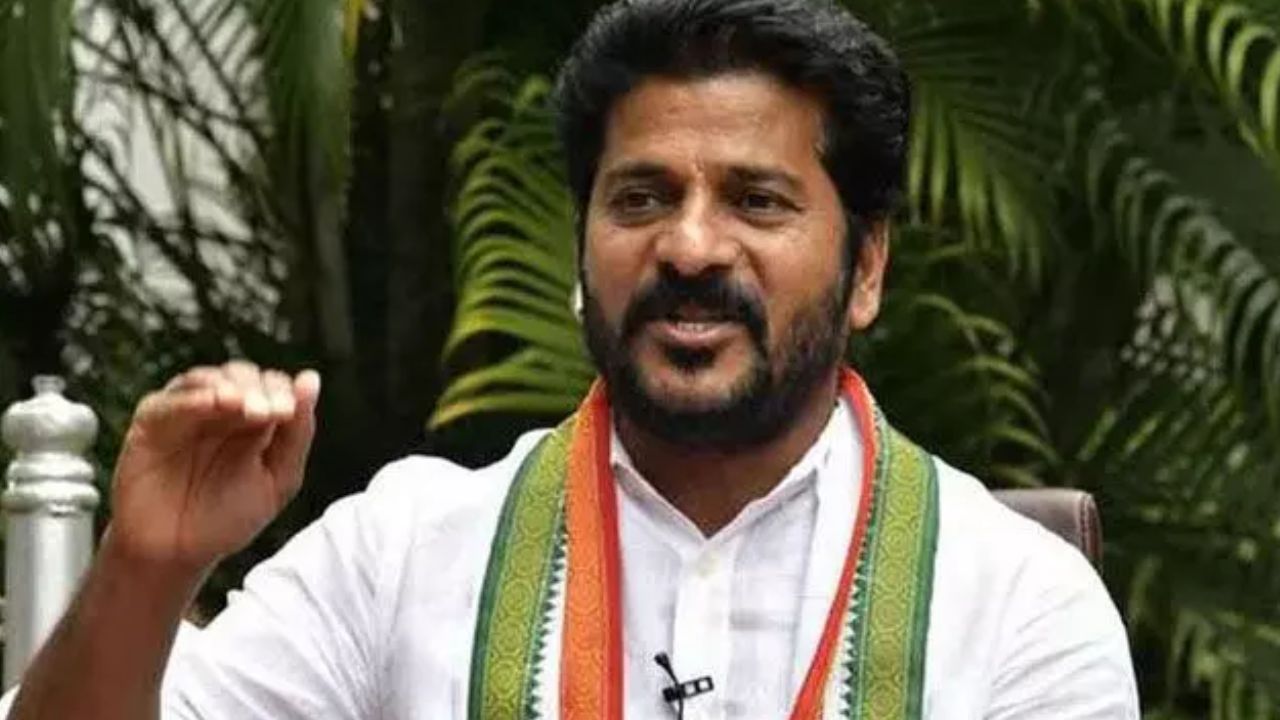Revanth Reddy : కేసీఆర్ కుర్చీ కదులుతుందనే కేటీఆర్ ఢిల్లీలో గల్లీ గల్లీ ప్రదక్షిణలు : రేవంత్ రెడ్డి Revanth Reddy : కేసీఆర్ కుర్చీ కదులుతుందనే కేటీఆర్ ఢిల్లీలో గల్లీ గల్లీ ప్రదక్షిణలు : రేవంత్ రెడ్డి