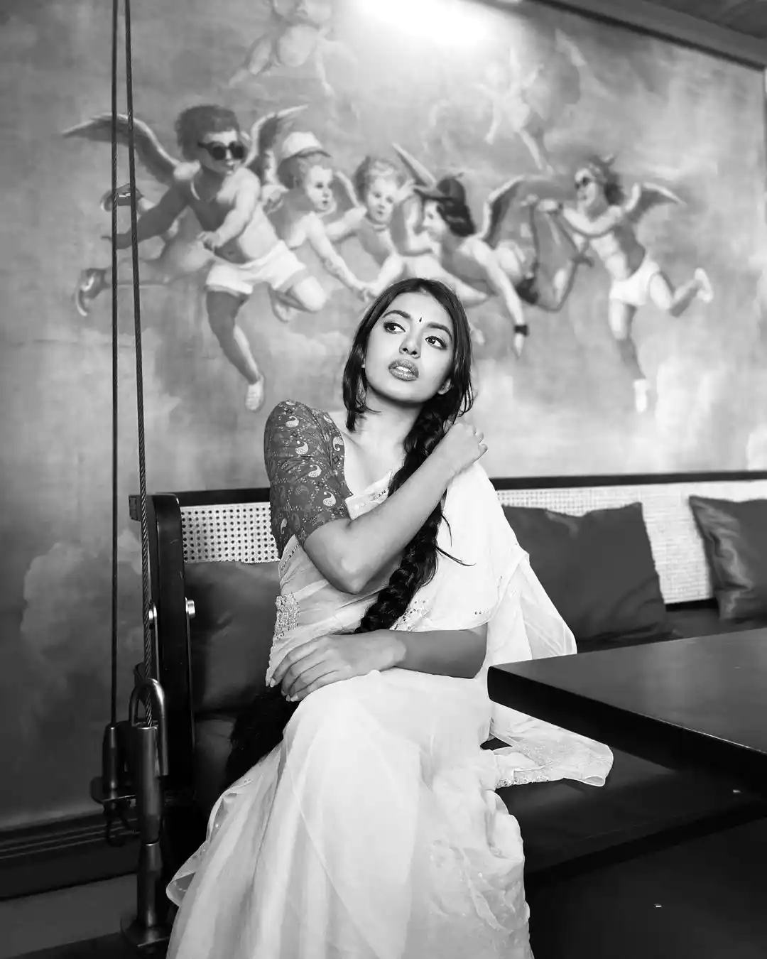 Shivani Rajashekar Saree looks in Black & White Theme