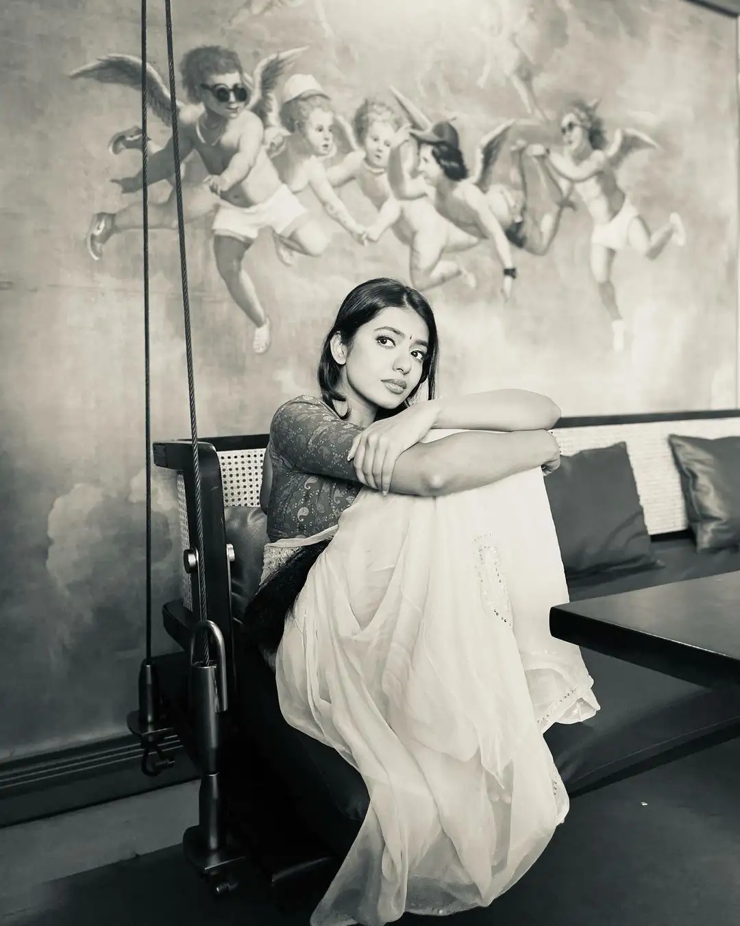 Shivani Rajashekar Saree looks in Black & White Theme