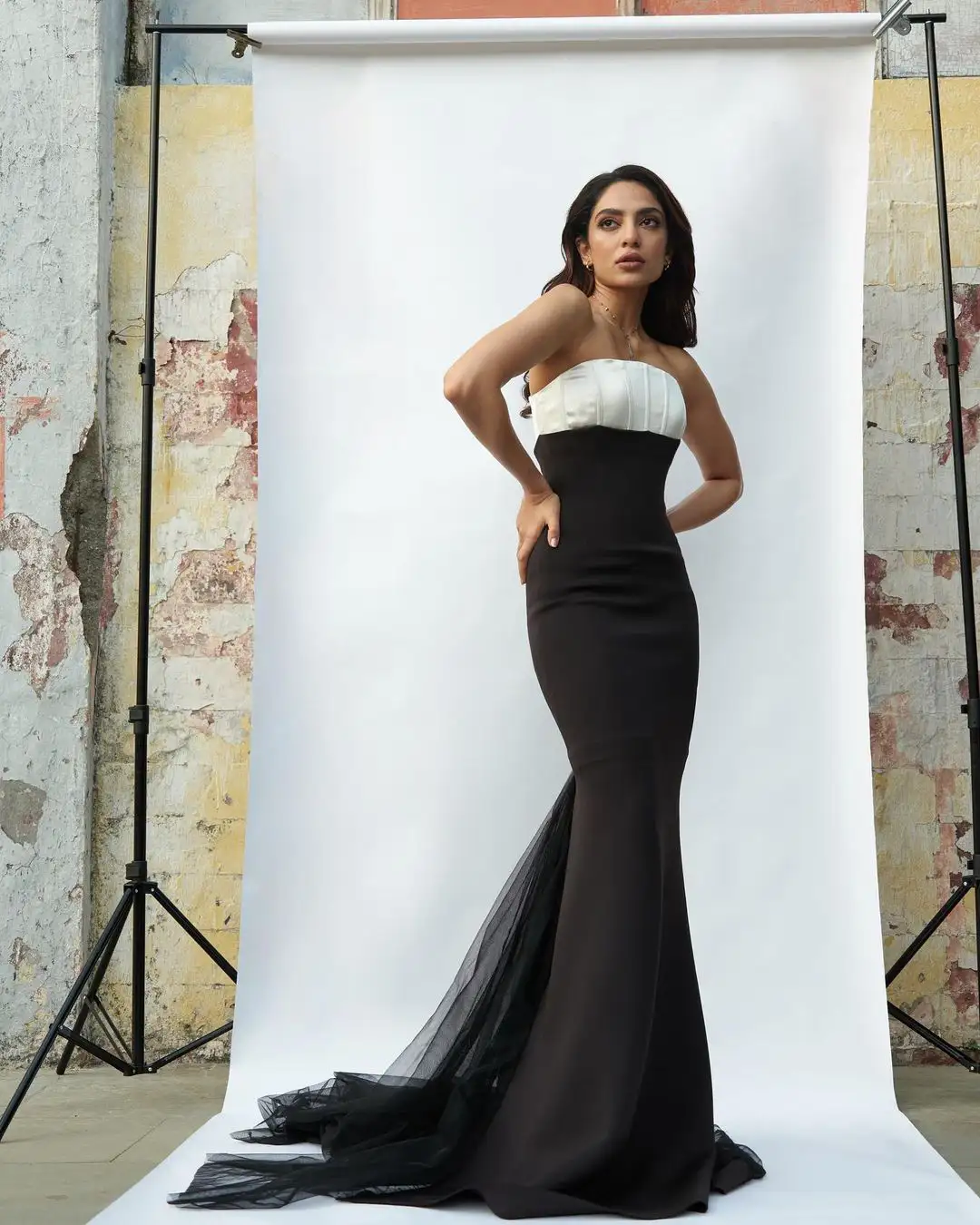 Sobhita Dhulipala photo shoot in Black and White Dress